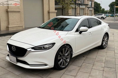 Xe Mazda 6 Premium 2.0 AT 2022