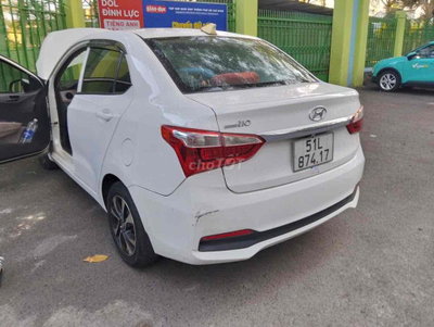 Hyundai i10 20120 1 chủ chuẩn đẹp căng sẵn dùng rẻ