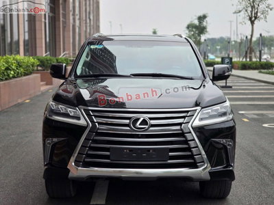 Xe Lexus LX 570 2020