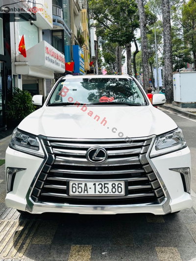 Xe Lexus LX 570 2017