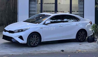 Kia K3 2022 Luxury AT 25000 km