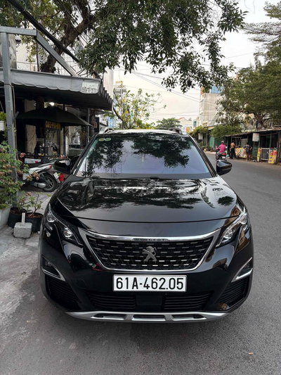 Peugeot 3008 màu Đen
