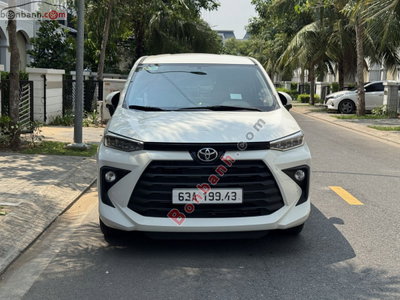 Xe Toyota Avanza Premio 1.5 AT 2024
