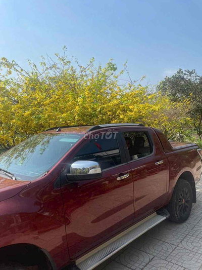 Mazda BT-50 Đỏ 100226 km số tự động 2 cầu