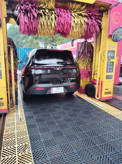 Cho thuê xe mpv7 tự lái theo ngay