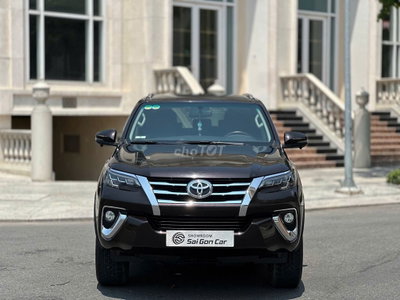 Toyota Fortuner máy xăng 2019 chạy 3,4v xe cực đẹp
