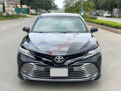 Xe Toyota Camry 2.0G 2020