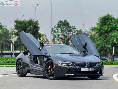 Xe BMW i8 1.5L Hybrid 2015