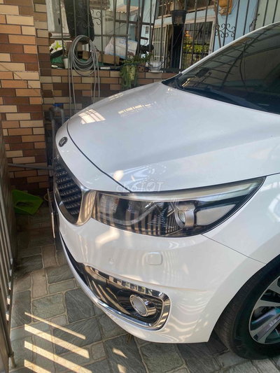 Kia Sedona 2018 Trắng 7 chỗ