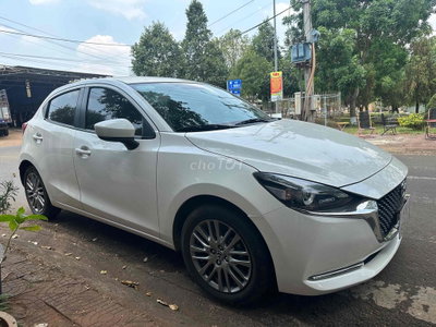 Mazda 2 Trắng 40270 km