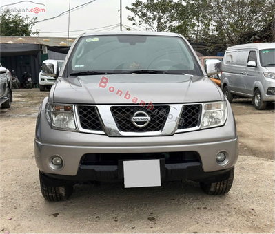 Xe Nissan Navara LE 2.5MT 4WD 2012