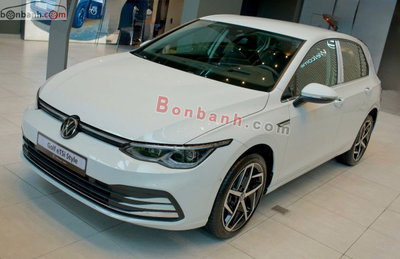 Xe Volkswagen Golf 1.5 eTSI Style 2024