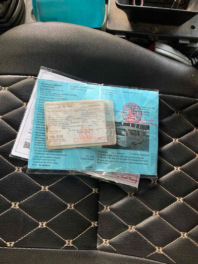 xe trung quốc 8 chỗ ngồi.