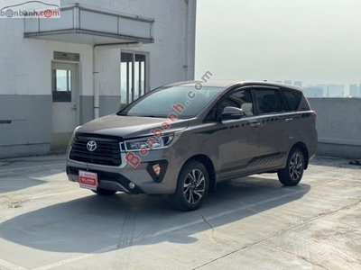 Xe Toyota Innova E 2.0 MT 2021