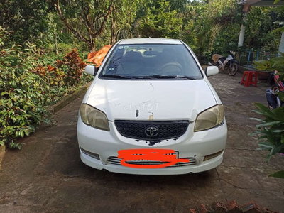 Toyota Vios Limo Trắng Số sàn