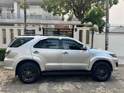Toyota Fortuner 2016 2.5L Bạc