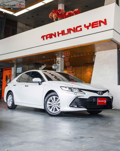 Xe Toyota Camry 2.0G 2022