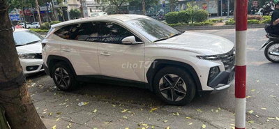 Hyundai Tucson màu Trắng