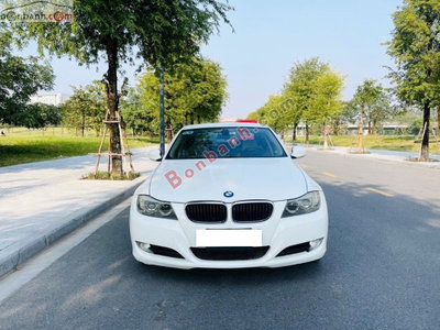 Xe BMW 3 Series 320i 2009