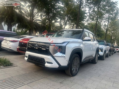 Xe Mitsubishi Destinator Premium 2025