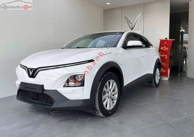 Xe VinFast VF6 Eco 2026