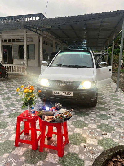 Isuzu 2008 7 chỗ số sàn Trắng