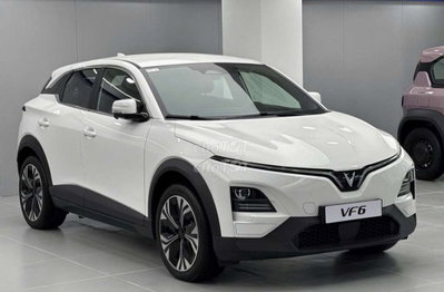 VinFast VF6 Eco Trắng Mới 100% 450km/lần sạc