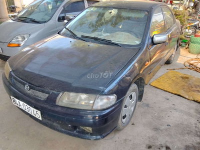Mazda 323 1997 Đen