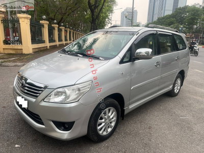 Xe Toyota Innova 2.0E 2013