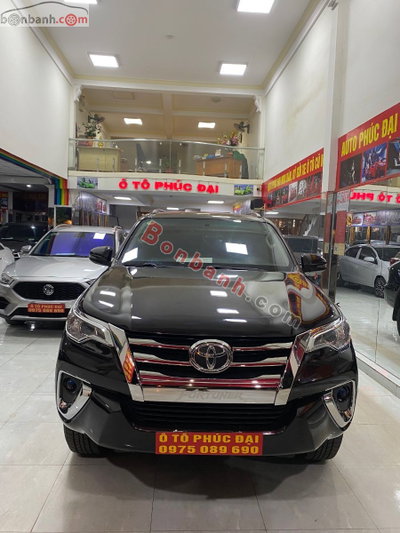 Xe Toyota Fortuner 2.7V 4x2 AT TRD 2019