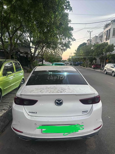 Mazda 3 2022 - 14000 km