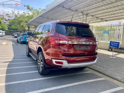 Xe Ford Everest Titanium 2.0L 4x4 AT 2019