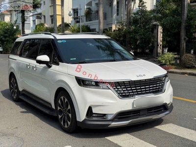 Xe Kia Carnival Signature 2.2D 2024