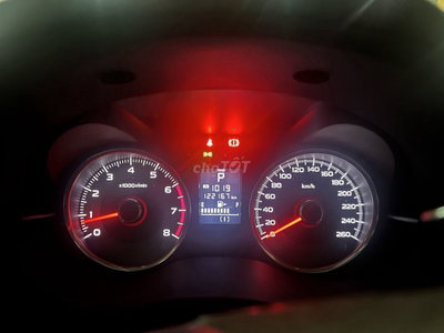 Subaru Forester 2.0 XT Trắng