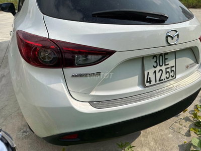 Mazda 3 Hatchback 2017 Trắng 76000 km