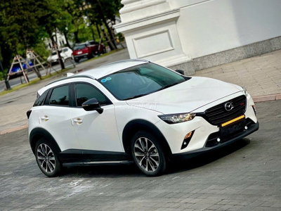 Mazda CX3 2023 Luxury 1.5AT 30000 km