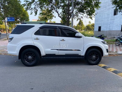 Toyota Fortuner 2015 MT máy dầu
