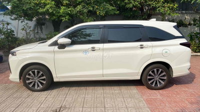 Toyota Avanza Premio 2023 Trắng