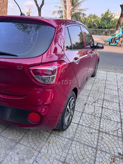 Hyundai Grand i10 2018 Đỏ