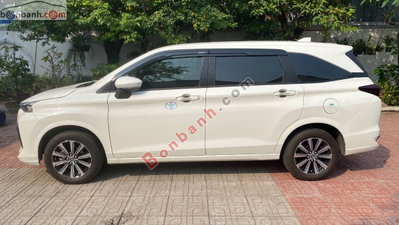 Xe Toyota Avanza Premio 1.5 AT 2023