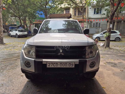 Mitsubishi Pajero 2007 Bạc, tên tư nhân