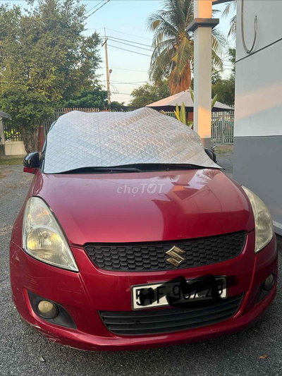 Suzuki Swift Đỏ 5 chỗ