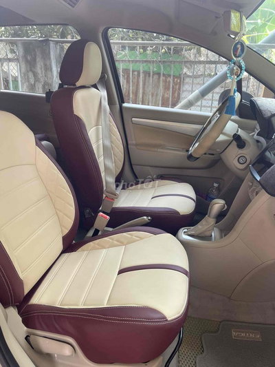 Suzuki Ertiga 2015 Ghi vàng 60000 km