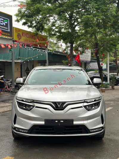 Xe VinFast VF8 Plus AWD 2023