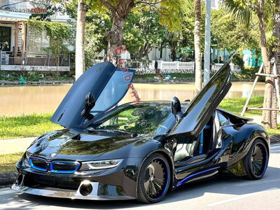 Xe BMW i8 1.5L Hybrid 2015