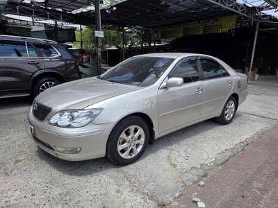 Toyota Camry 2005 3.0AT Ghi hồng