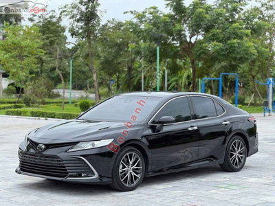 Xe Toyota Camry 2.5Q 2022
