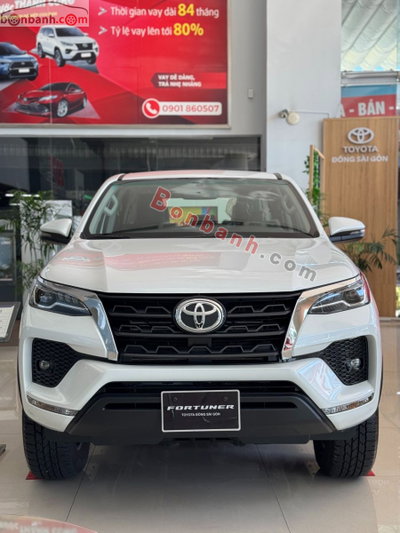 Xe Toyota Fortuner 2.4L 4x2 AT 2026