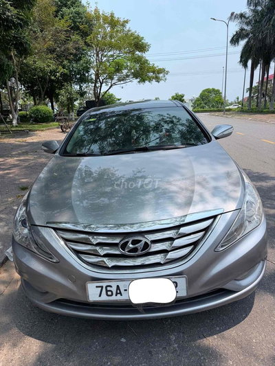 Hyundai Sonata 2010 AT - 123456 km