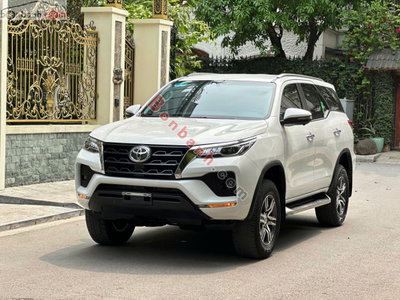 Xe Toyota Fortuner 2.4L 4x2 AT 2023